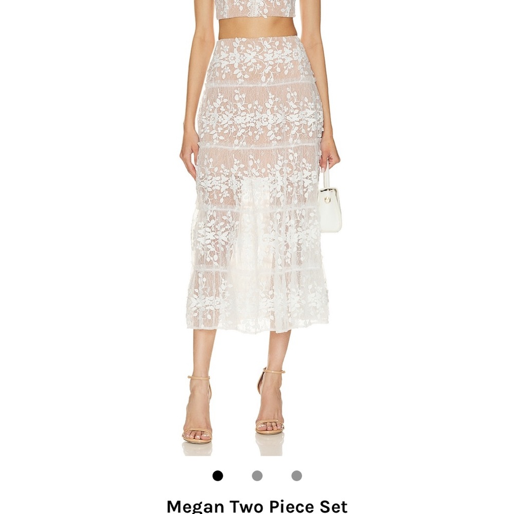 White XS bronx and banco beautiful two piece set. Worn once, original packaging.